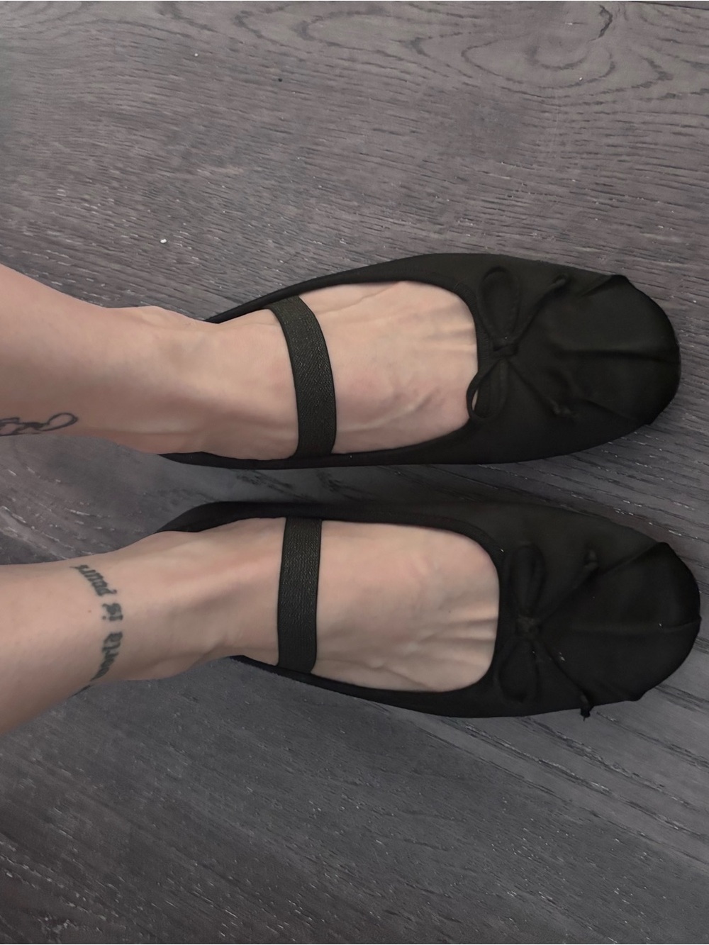 BC Footwear Black Ballet Flats with Elastic Strap